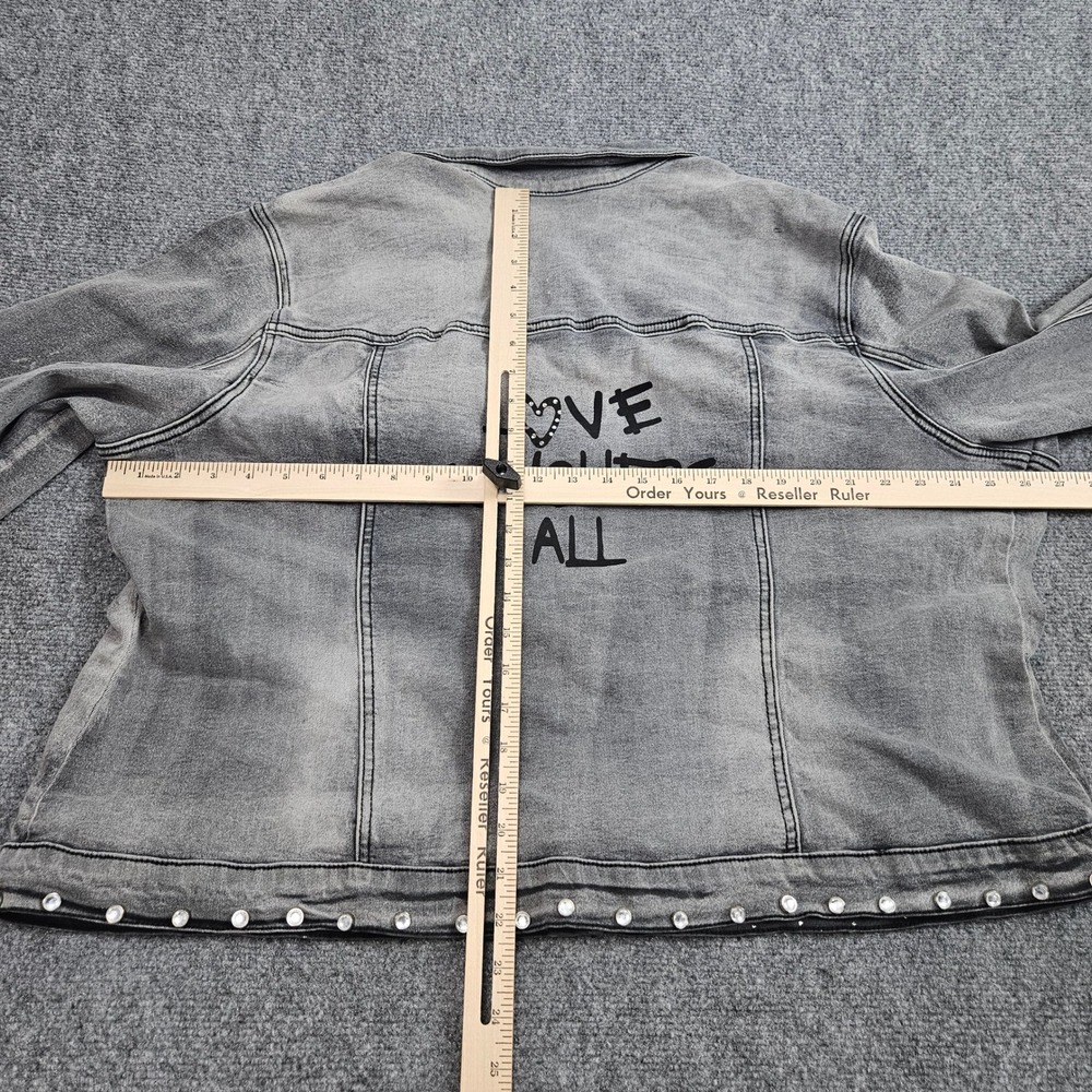 Ashley Stewart Custom Graphic‎ Denim Jacket 26/28 Studded Cropped Statement Love - Picture 7 of 8